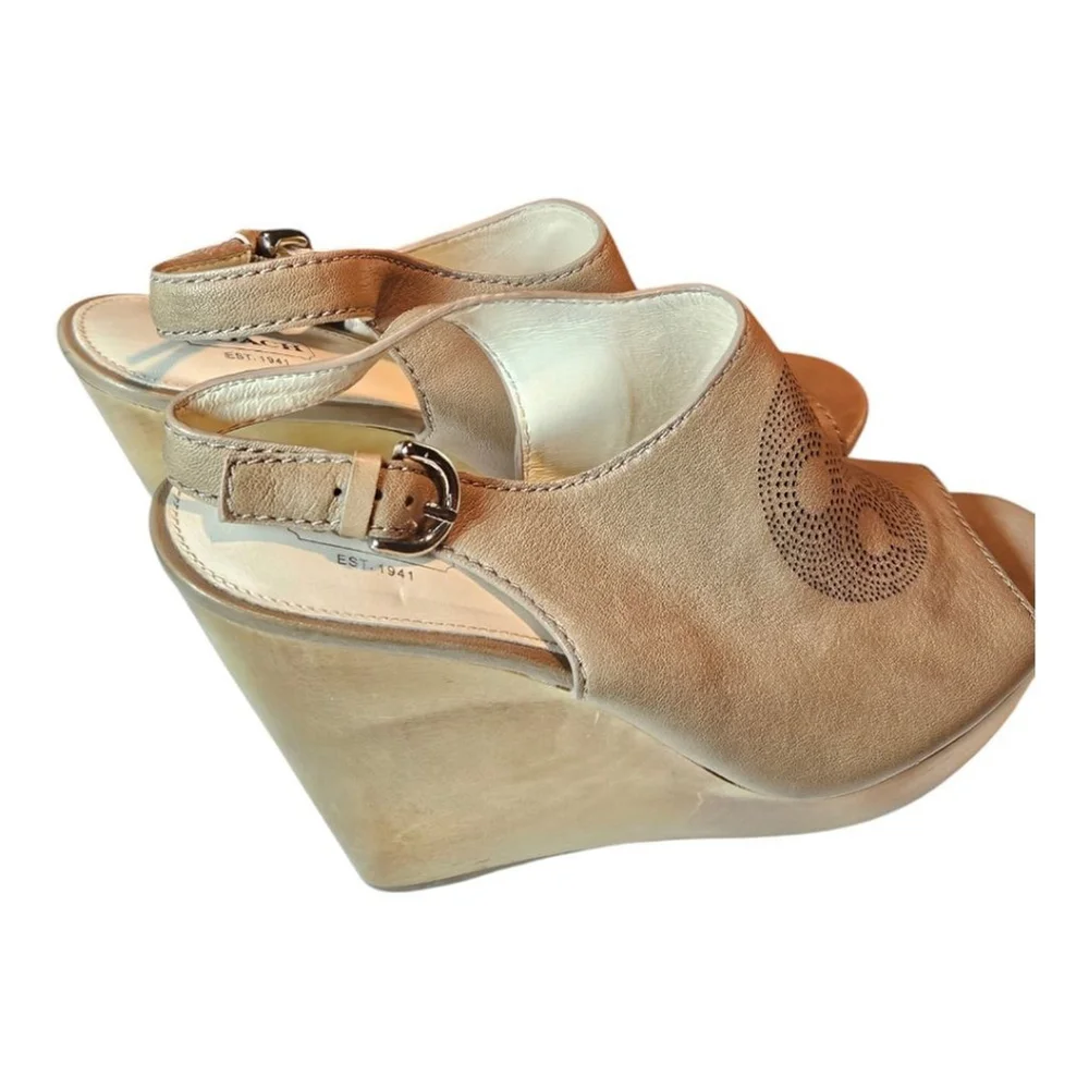 Women's Coach Sandals, Size 10B Taupe - Picture 9 of 15